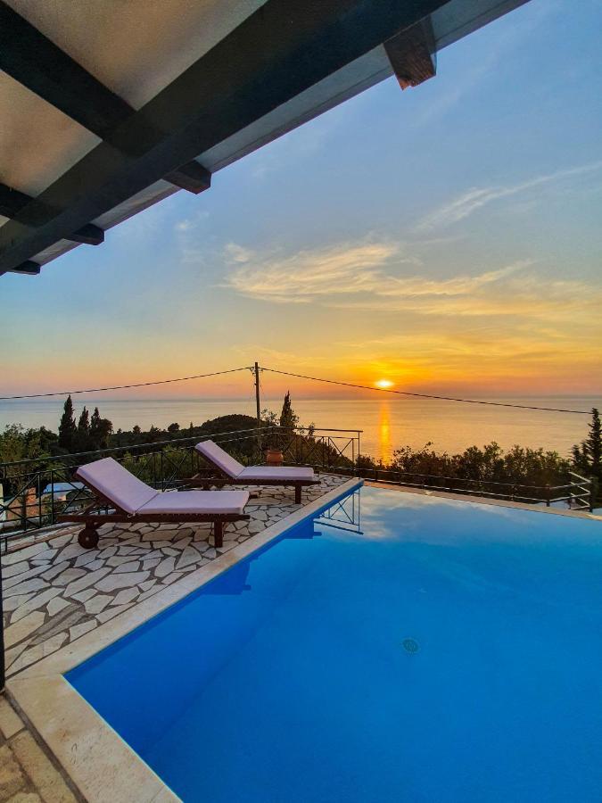 Villa Ioanna Kalamítsi Екстериор снимка