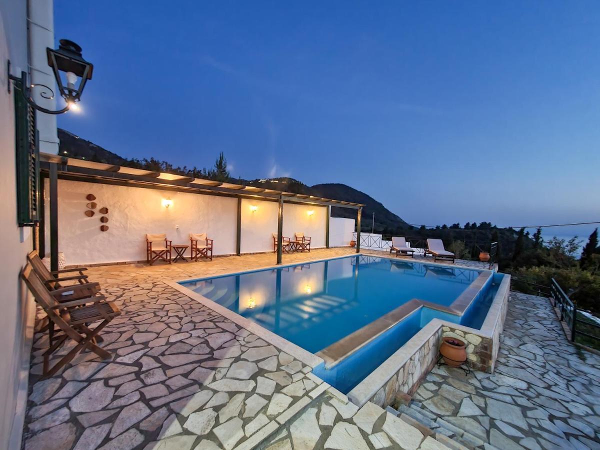 Villa Ioanna Kalamítsi Екстериор снимка
