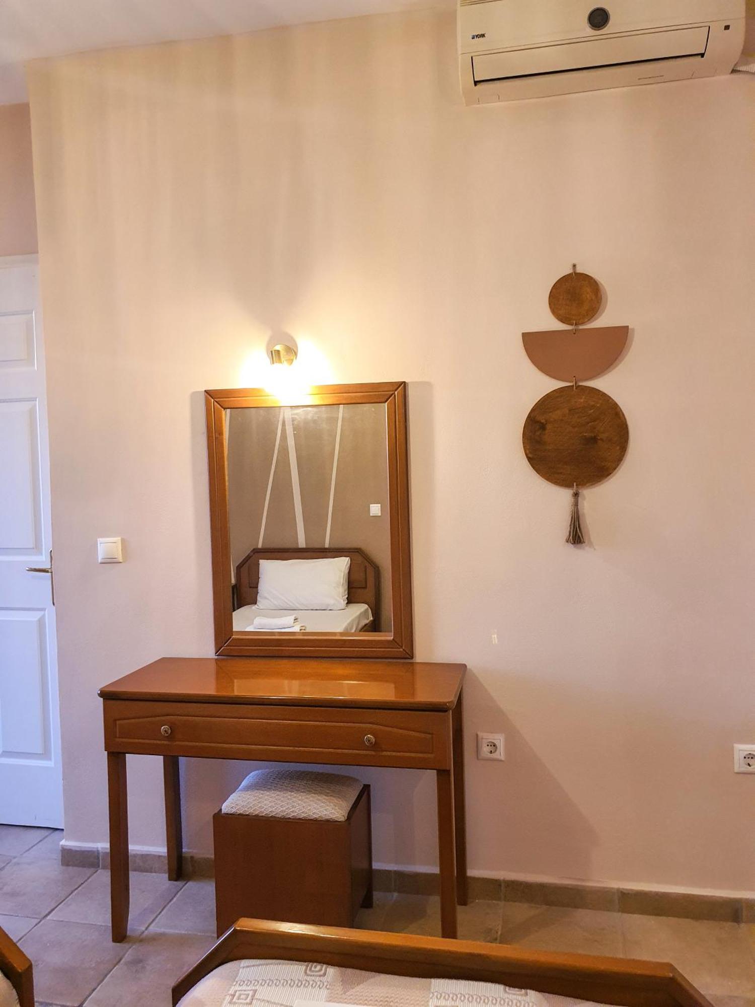 Villa Ioanna Kalamítsi Екстериор снимка